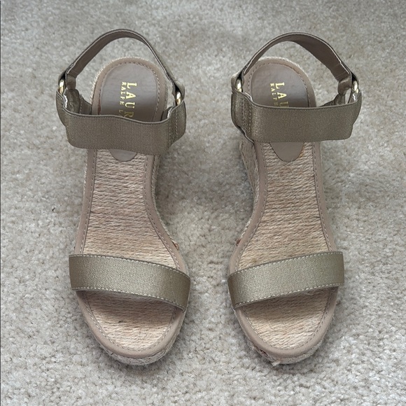 Lauren Ralph Lauren Wedge Sandal Gold Size 6 - Picture 1 of 8